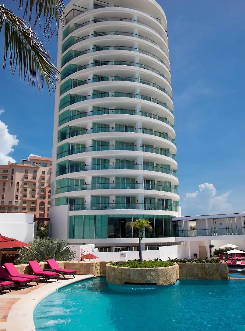 Altitude At Krystal Grand Cancun 5*,  Mexico