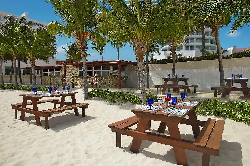 Altitude At Krystal Grand Cancun 5*,  Mexico
